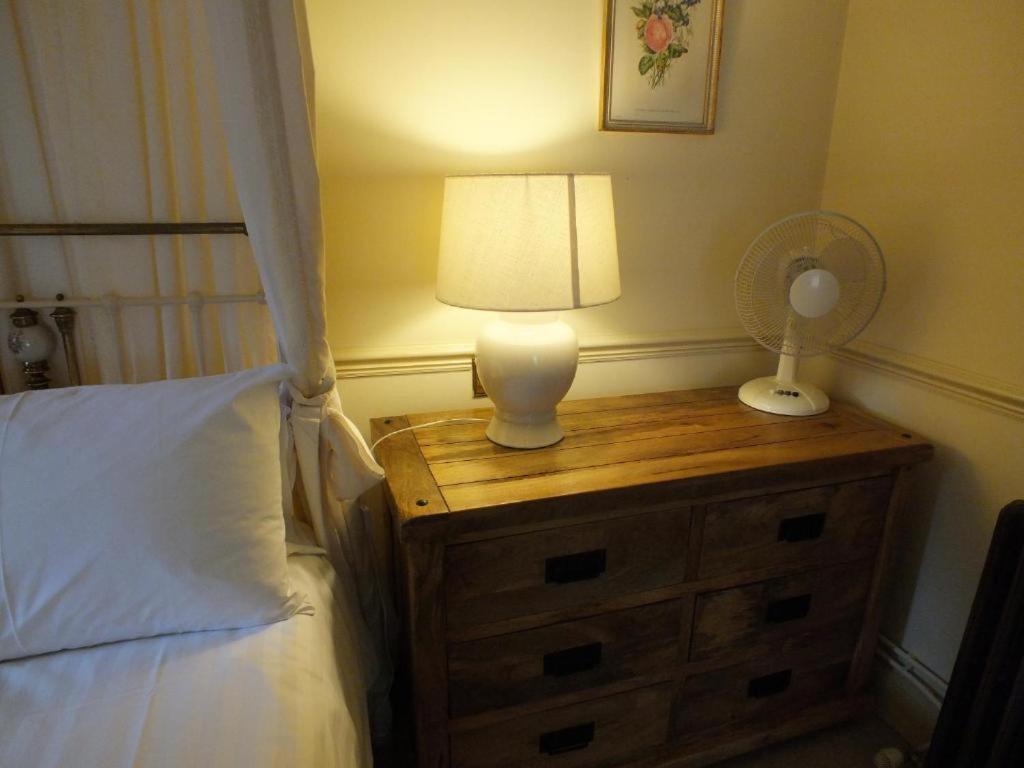Abingplough House Bed and Breakfast Abingdon-on-Thames Buitenkant foto